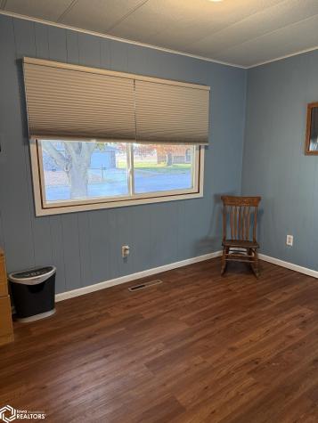 719 2nd Street NE Clarion IA 50525