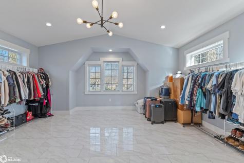 537 N Shore Drive Clear Lake IA 50428