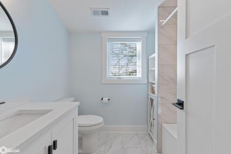 537 N Shore Drive Clear Lake IA 50428