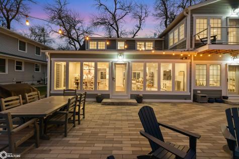 537 N Shore Drive Clear Lake IA 50428