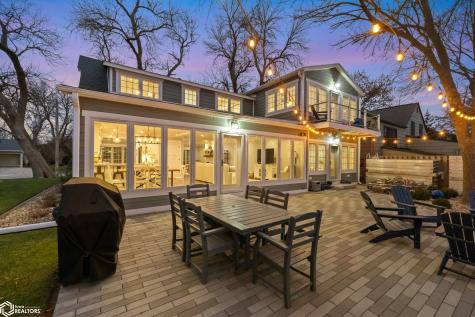 537 N Shore Drive Clear Lake IA 50428