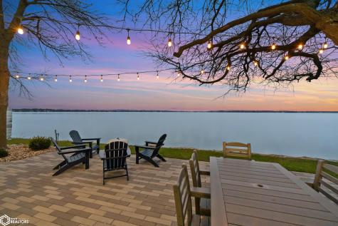 537 N Shore Drive Clear Lake IA 50428
