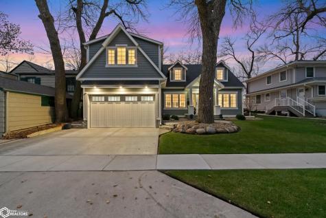 537 N Shore Drive Clear Lake IA 50428