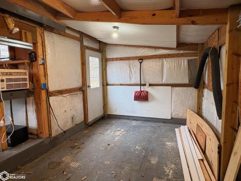 116 W 2nd Street Iowa Falls IA 50126