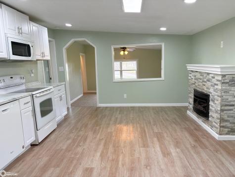 116 W 2nd Street Iowa Falls IA 50126