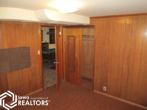 312 1st Street NW Belmond IA 50421