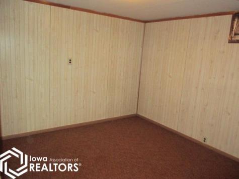 312 1st Street NW Belmond IA 50421