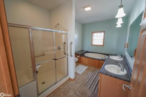 26414 170th Street Iowa Falls IA 50126