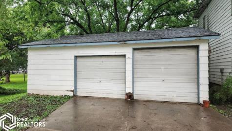 2000 2nd Avenue S Clear Lake IA 50428