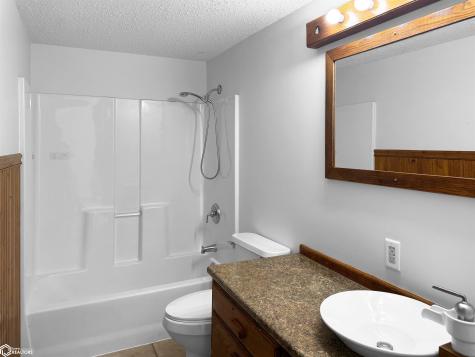 1315 70th Street Iowa Falls IA 50126