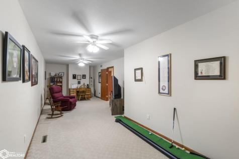 1530 S Kentucky Avenue Mason City IA 50401
