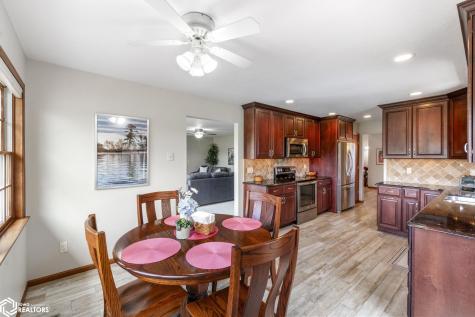 1530 S Kentucky Avenue Mason City IA 50401
