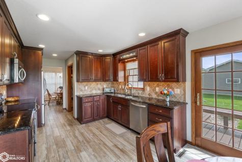 1530 S Kentucky Avenue Mason City IA 50401