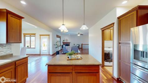 1500 Jade Court Mason City IA 50401