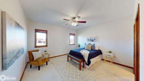 1500 Jade Court Mason City IA 50401
