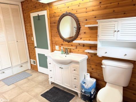 436 W O Street Forest City IA 50436