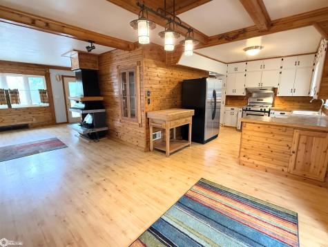 436 W O Street Forest City IA 50436