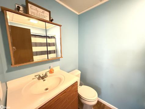 231 25th Street SW Mason City IA 50401