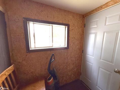 231 25th Street SW Mason City IA 50401