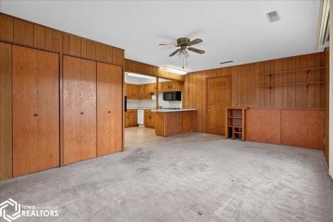 2506 S 3rd Street Clear Lake IA 50428