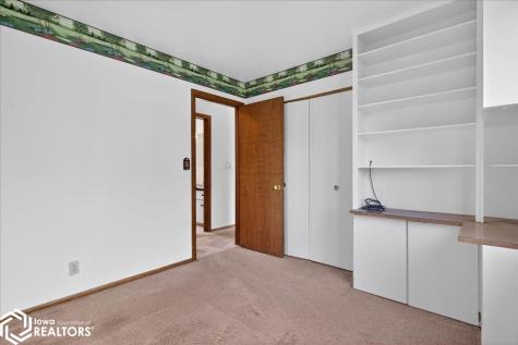 2506 S 3rd Street Clear Lake IA 50428