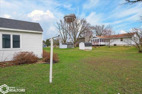 2506 S 3rd Street Clear Lake IA 50428