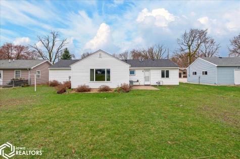 2506 S 3rd Street Clear Lake IA 50428