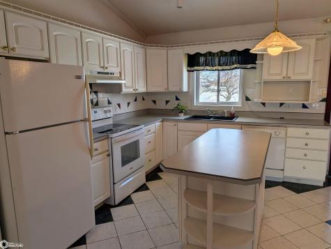 1418 N 24th Street Clear Lake IA 50428