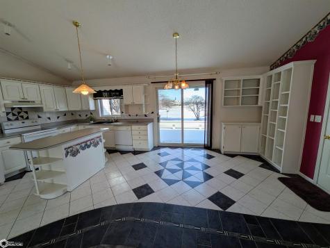 1418 N 24th Street Clear Lake IA 50428