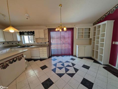 1418 N 24th Street Clear Lake IA 50428