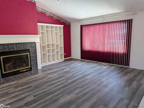 1418 N 24th Street Clear Lake IA 50428