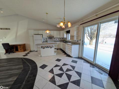 1418 N 24th Street Clear Lake IA 50428