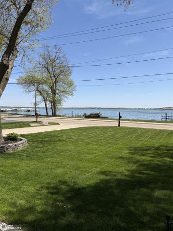 2904 N Shore Drive Clear Lake IA 50428