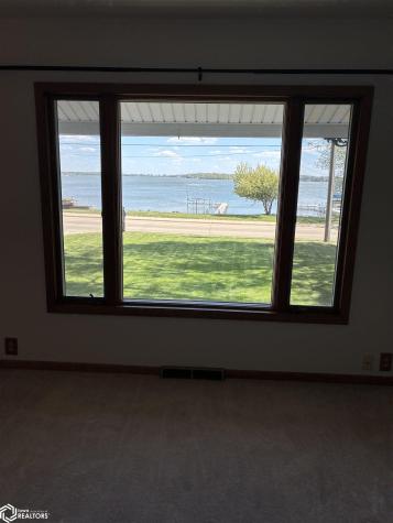 2904 N Shore Drive Clear Lake IA 50428