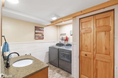 15381 1st Street Clear Lake IA 50428