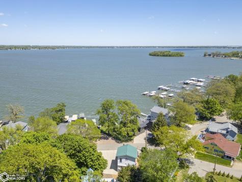 15381 1st Street Clear Lake IA 50428
