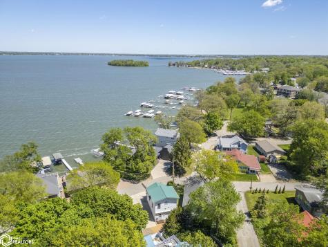 15381 1st Street Clear Lake IA 50428