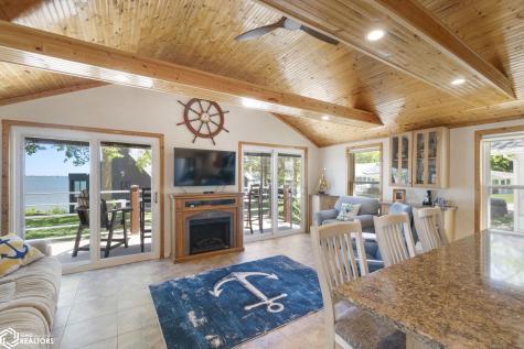 15381 1st Street Clear Lake IA 50428