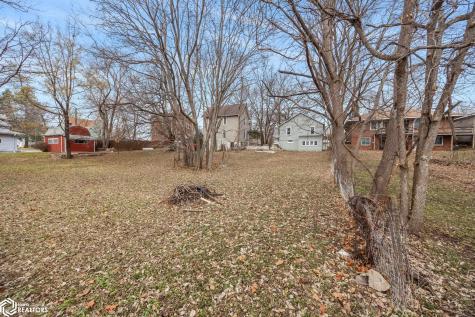 307 Prospect Street Iowa Falls IA 50126