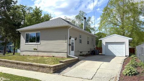 1012 8th Street SW Mason City IA 50401