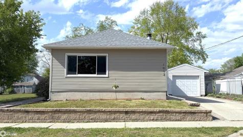 1012 8th Street SW Mason City IA 50401