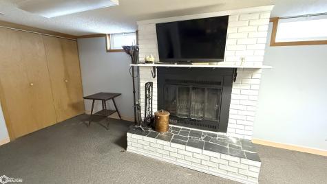 1012 8th Street SW Mason City IA 50401