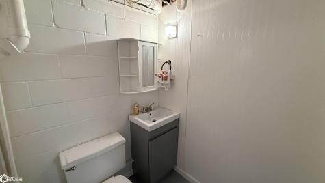 1012 8th Street SW Mason City IA 50401