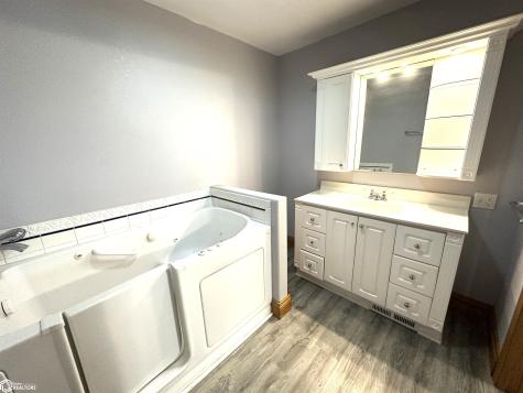 16153 O Avenue Iowa Falls IA 50126