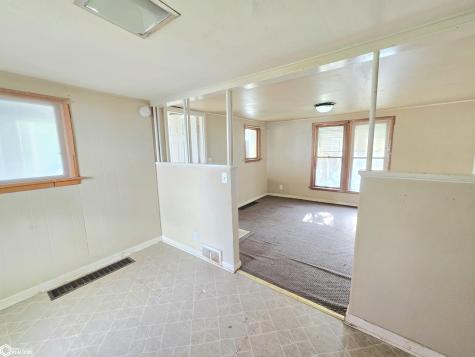 110 12th Street SE Mason City IA 50401