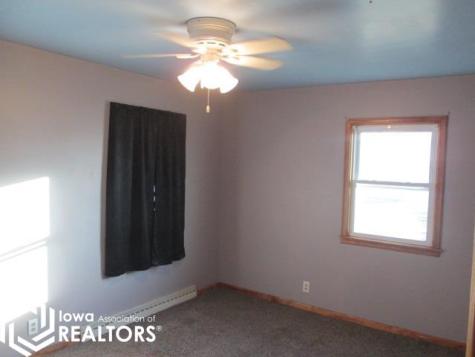 308 S 3rd Street Klemme IA 50449