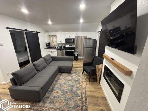 207 S 10th Street Clear Lake IA 50428