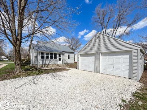 1621 Washington Street Iowa Falls IA 50126