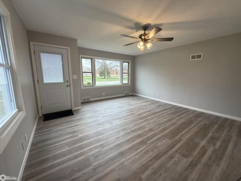 1621 Washington Street Iowa Falls IA 50126