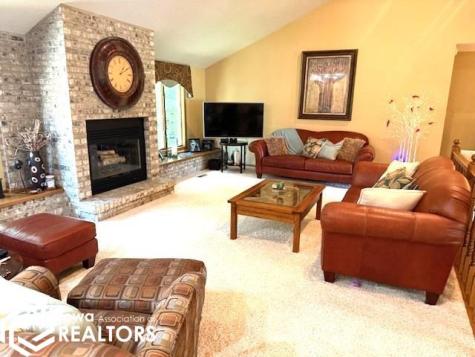 109 Sunset Drive Algona IA 50511